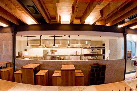 Beautiful Bar Design in The Carne Restaurant from InHouse Architects