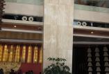酒店大廳的羅馬洞石方柱設(shè)計