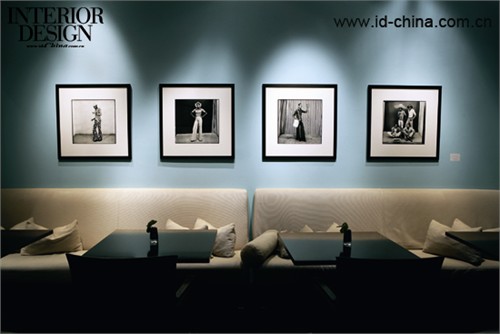 Gallery Hotel Art，墻面的展品隨展覽更換而改變。