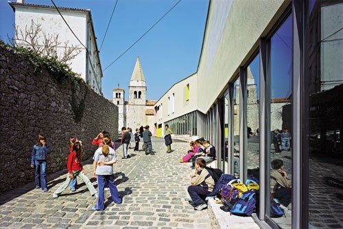 aša Randiç and Idis Turato, Randiç & Turato, Rijeka, HR 設(shè)計(jì)Fran Krsto Frankopan 小學(xué)02