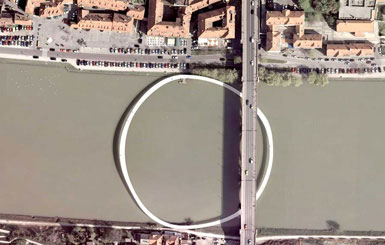 斯洛文尼亞馬里博爾建造環(huán)形步行橋1
