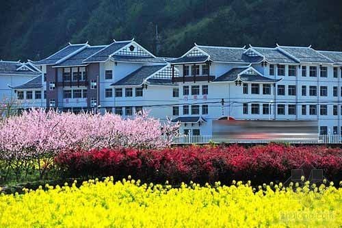 張家界最牛鄉(xiāng)村學(xué)校似別墅 耗資4000萬(wàn)1