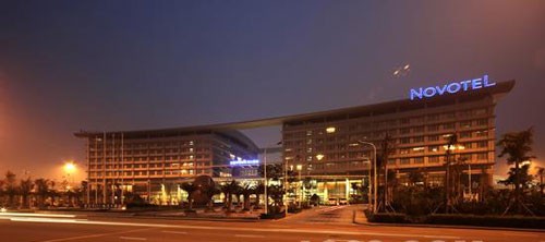 廣州諾富特白云機(jī)場大酒店（五星級）酒店外觀