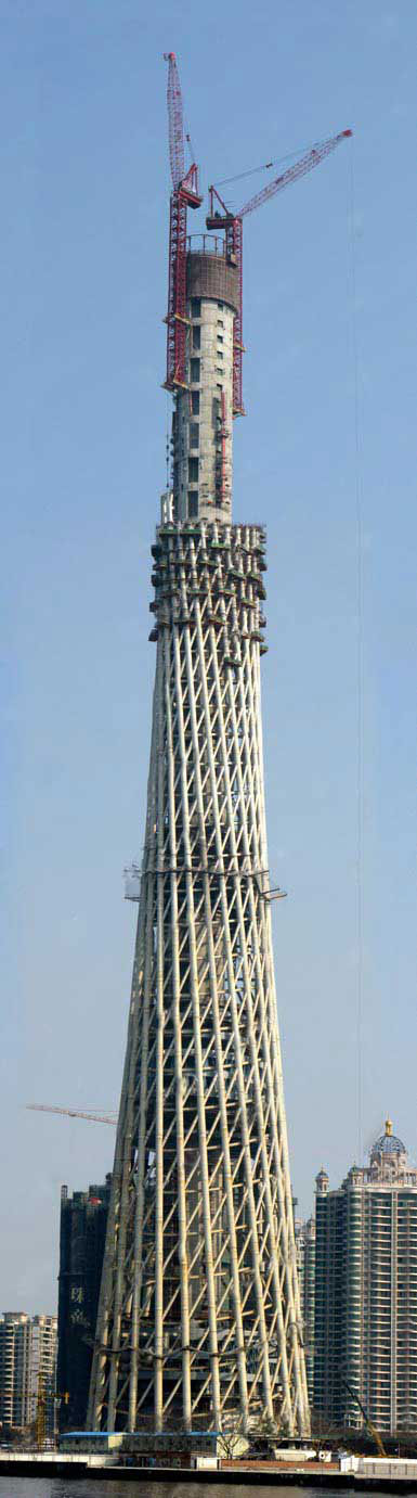 亞運會發(fā)展的標(biāo)志性建筑廣州電視觀光塔顯風(fēng)姿2