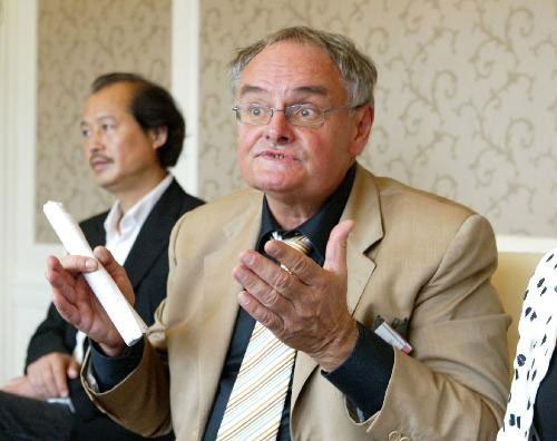 鄔達克侄孫將和上海有關(guān)部門共同保護鄔達克建筑