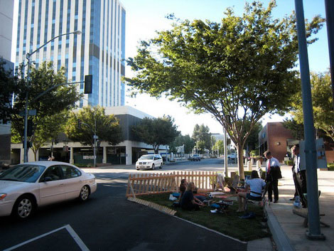 城市街區(qū)創(chuàng)意：在停車位建立小公園4