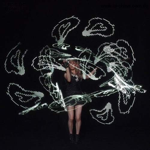 Moritz Waldemeyer為流行音樂(lè)巨星Ellie Goulding設(shè)計(jì)激光舞美-2